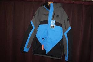lot 93 image: Clam Ice Armor Ascent Float Parka - Large