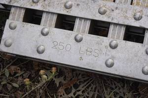 lot 19 image: Aluminum Extending Scaffold Plank