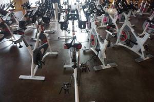 lot 69 image: Schwinn AC Sport Classic Indoor Spin Bike