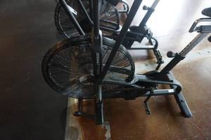 lot 82 image: Assault Fitness Classic Air Bike