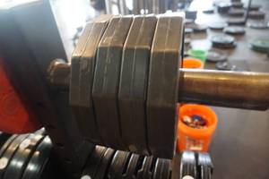 lot 164 image: 4 - Iron Grip 5 lb Weight Plates