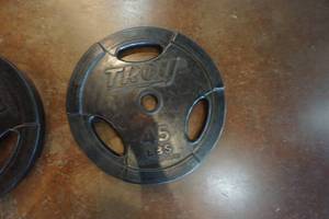 lot 96 image: 2 - Troy Urethane Olympic Grip 45 lb Weight Plates