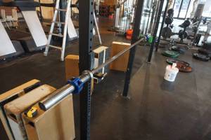 lot 291 image: Olympic Style Barbell With Clamps 79 Length