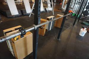 lot 297 image: Olympic Style Barbell With Clamps 87 Length
