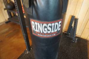 lot 328 image: Ringside Boxing 65 lb Heavy Punching Bag