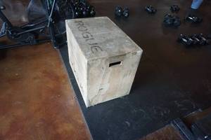 lot 403 image: Rogue Fitness Step Up Games Wood Box
