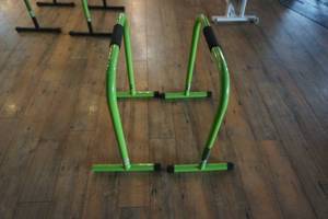 lot 471 image: The Lebert Equalizer Parallel Push UpsDip Bars