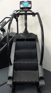 lot 5 image: StairMaster Model 7000 PT Step Mill Exercise Stepper Machine