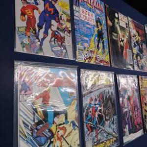 lot 8 image: COLLECTIBLE COMIC BOOKS