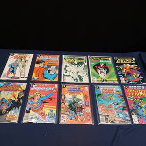 lot 20 image: COLLECTIBLE COMIC BOOKS