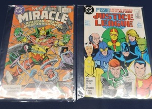 lot 35 image: COLLECTIBLE COMIC BOOKS