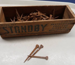 lot 39 image: STANDBY WOODEN CHEESE BOX