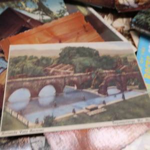lot 52 image: VINTAGE POSTCARDS-HUGE LOT