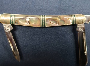 lot 70 image: RR991 SILVER SELECT BEAUTIFUL INLAYED KNIFE IN BOX