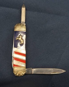 lot 75 image: COLT PATRIOTIC COLLECTOR KNIFE