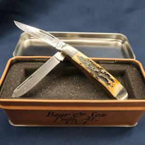 lot 83 image: #264 BEAR AND SON POCKET KNIFE