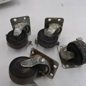 lot 112 image: LOCKING CASTORS