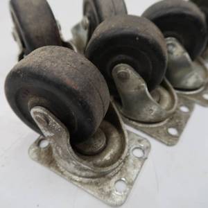 lot 114 image: 6 SWIVEL CASTORS