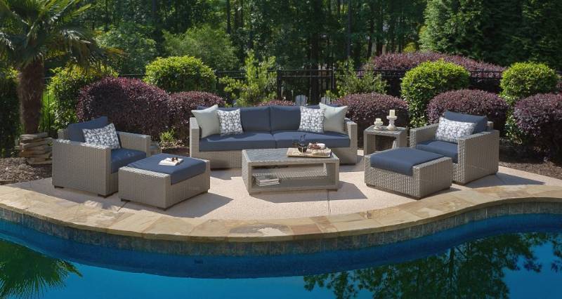 lot 108 image: Rafael 7-piece Outdoor Patio Seating Set - Missing 2 Back Cushions on Chairs