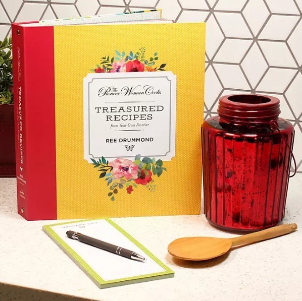 lot 329 image: NEW The Pioneer Woman Cooks Treasured Recipes from Your Own Frontier  Recipe Binder