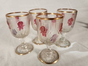 Vingtage Jeanette Iris and Herringbone Ruby Flash Gold Trim Glasses, Set of Four