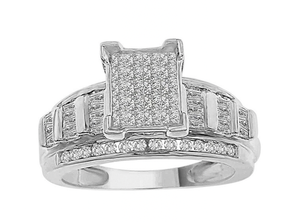 NEW 10K White Gold 1.0 ct tw Princess, Baguette and Round Diamond Engagement Ring