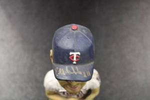 lot 87 image: Hormel 2002 Central Division Champions Minnesota Twins Eddie Guardado Autograph Bobblehead