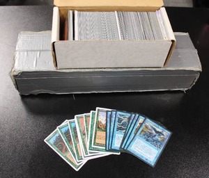 lot 101 image: Vintage Magic The Gathering Trading Card Lot