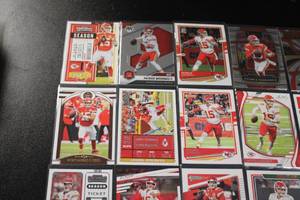 lot 117 image: Patrick Mahomes Football Card Lot  20 Different Card