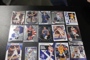 lot 135 image: Stephen Curry Basketball Card Lot  20 Different Cards