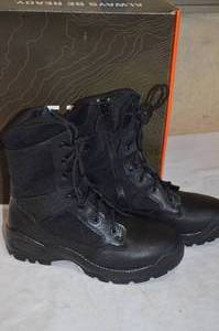 lot 42 image: Sportsman 318 Shoe and Boot