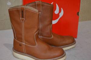 lot 74 image: Sportsman 318 Shoe and Boot