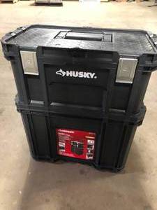 Husky 22 in. Connect Rolling System Tool Box  Customer Returns See Pictures