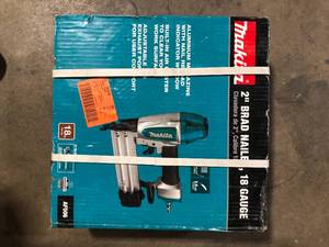 Makita Pneumatic 18-Gauge 2 in. Brad Nailer   Customer Returns See Pictures