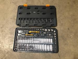 GEARWRENCH 14 in. and 38 in. Drive 6-Point Standard & Deep SAEMetric 90-Tooth Ratchet and Socket Mechanics Tool Set (106-Piece)  Customer Returns See Pictures