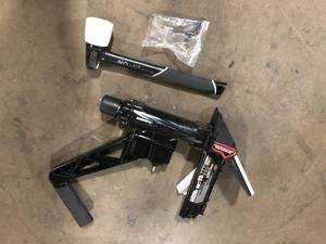 Husky Pneumatic 3-in-1 15.5-Gauge and 16-Gauge 2 in. Flooring Nailer and Stapler with Quick Jam Release  Customer Returns See Pictures