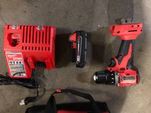 Milwaukee Power Tools Customer Returns See Pictures
