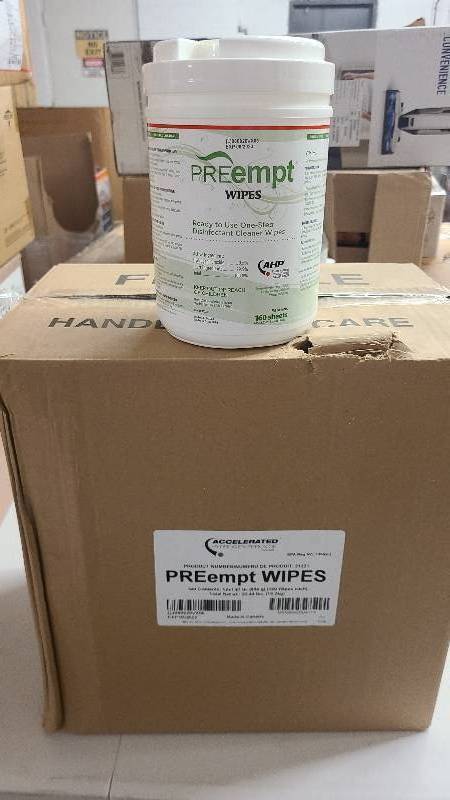lot 544 image: W Case of PREempt Wipes 12-Pack