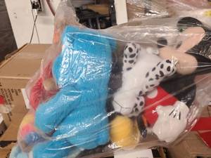 lot 42 image: Bag of Childrens toys and stuffed animals