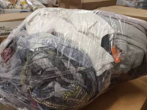 lot 55 image: Bag of clothing in good condition