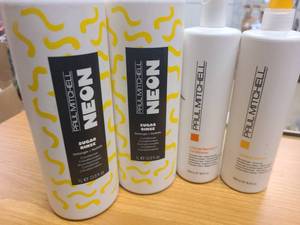 lot 251 image: 4 Pack of yellow NEON sugar rinses and other products