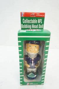 lot 2 image: NFL Collectable NFL Bobbing Head Doll Vikings