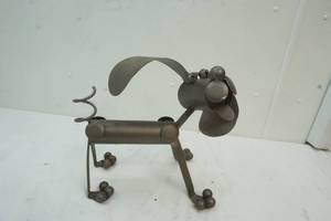 lot 27 image: Metal Art Dog