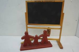 lot 46 image: Mini Chalkboard and red family statue decor