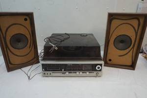 lot 50 image: Sound Design Stereo, AMFM, record, 8 track recorder with speakers