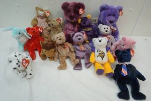 lot 58 image: Variety of Beanie Baby Collection