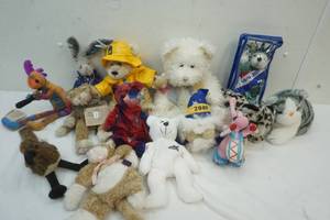 lot 59 image: Variety of Stuffed Animals