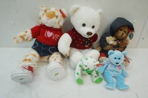 lot 77 image: Stuffed Animals & Beanie Babies