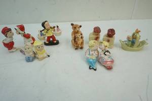 lot 156 image: Salt and Peppers