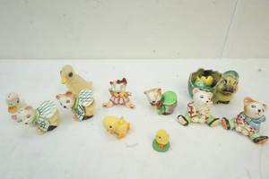 lot 185 image: Salt and Peppers